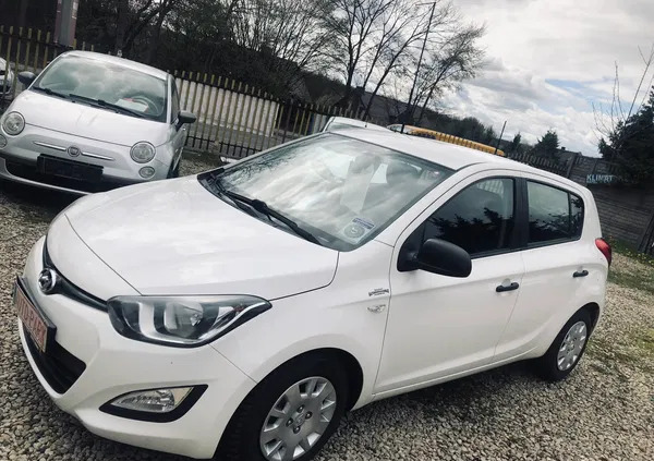 śląskie Hyundai i20 cena 23900 przebieg: 158000, rok produkcji 2014 z Supraśl